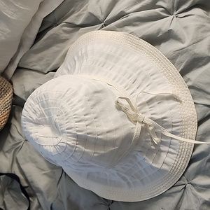 White sun hat